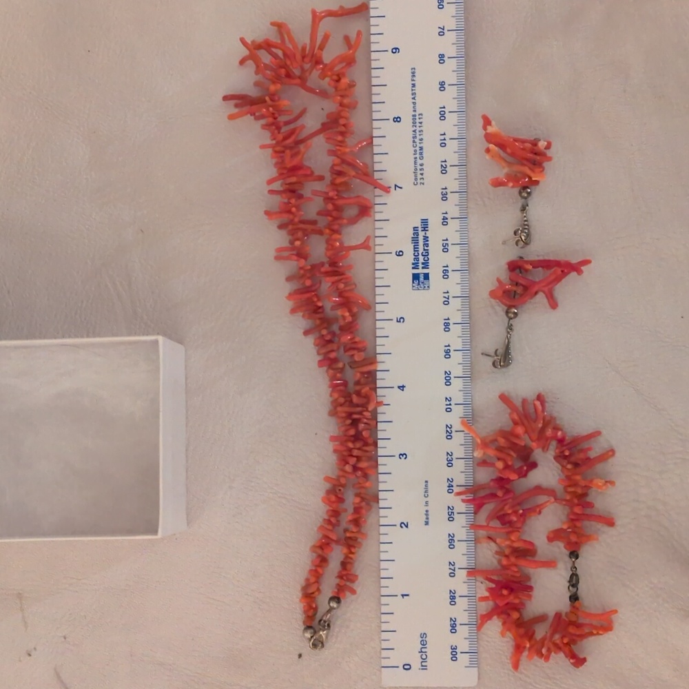 Vibrant Coral Necklace 18" - Picture 8 of 8
